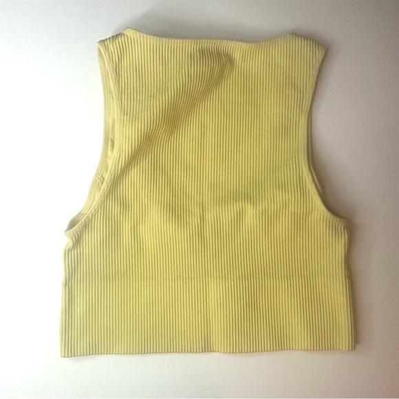 Forever 21 Light Yellow Ribbed Crop Tank Top Size Small - Picture 2 of 13